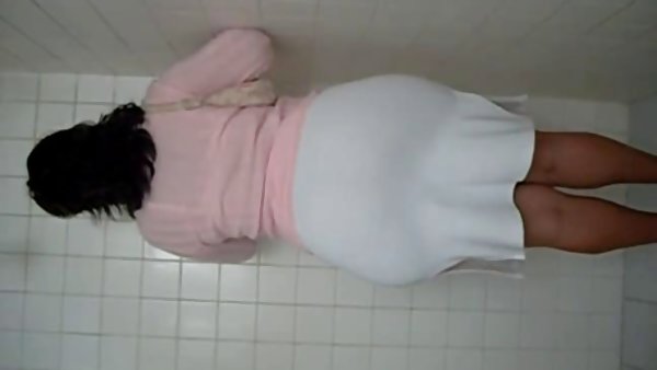 性的照片的屁股。3. 热水手月亮裸体的