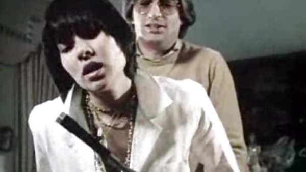 亚洲按摩在森特维尔珍娜护送 佛罗里达州。 复古棕发的故事书24556-1联合71013底冷冻